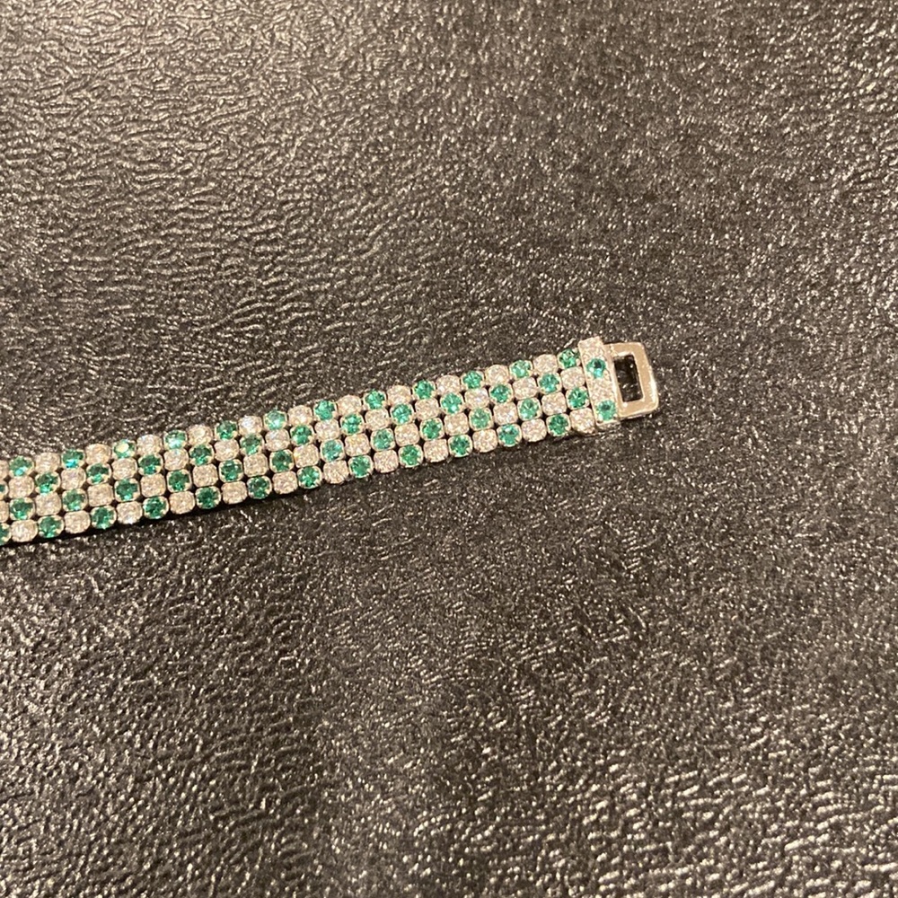 Tennis Bracelet 💚 - Picture 4 of 5